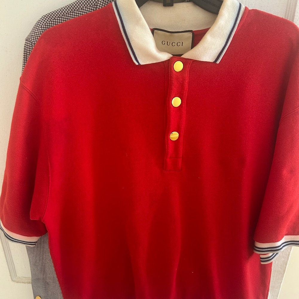 Gucci men red polo horse oversized boxy size m Medium snap button